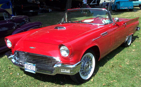  Ford Thunderbird         .